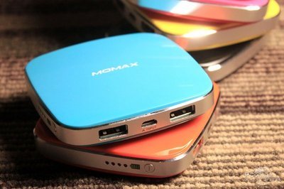 多彩多滋味 MOMAX iPower M移動(dòng)電源圖賞